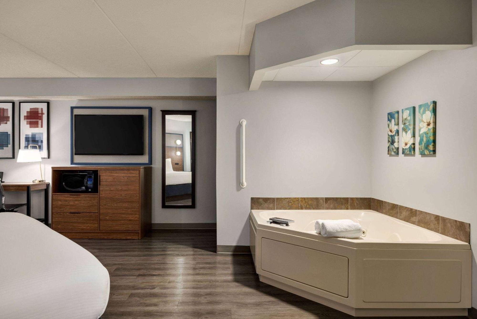 Americinn By Wyndham Lincoln South Buitenkant foto