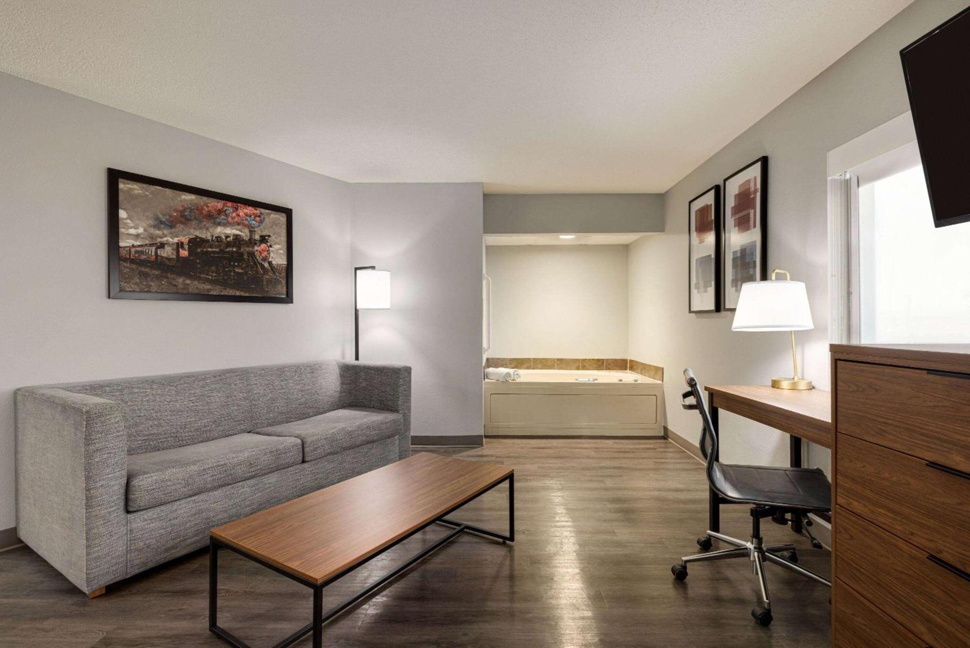 Americinn By Wyndham Lincoln South Buitenkant foto